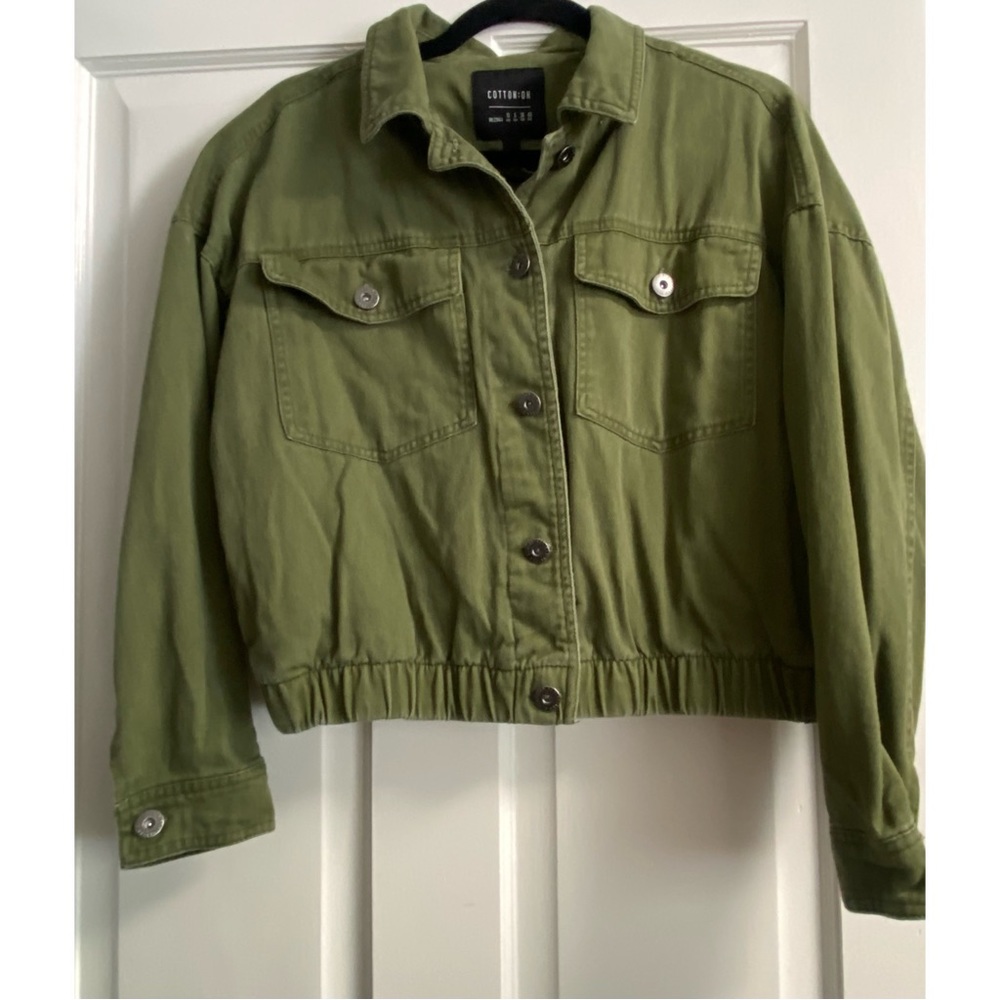 Green cropped jacket